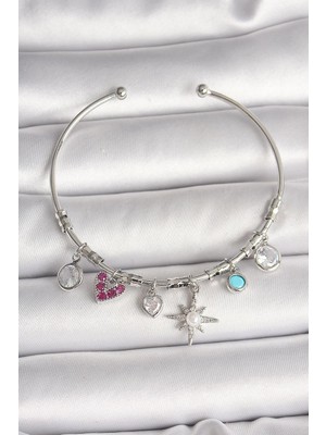 Inure Jewelry Pirinç Gümüş Renk Sallantı Zirkon Taşlı Kutup Yıldız Figür Kalp Detay Charm Kadın Bileklik