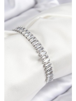 Inure Jewelry Pirinç Zirkon Taşlı Su Yolu Model Gümüş Renk Asansörlü Kadın Bileklik