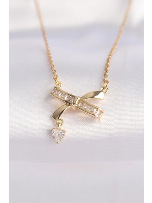 Inure Jewelry 316L Çelik Zincir Altın Renk Zirkon Taşlı Kalp Detay Fiyonk Kolye
