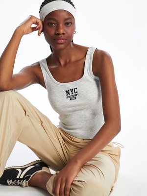 Lc Waikiki Yeni Sezon U Yaka Nakışlı Kadın Atlet