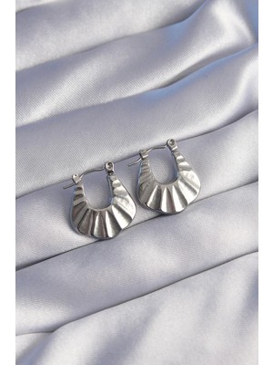 Inure Jewelry 316L Çelik Gümüş Renk Kabartmalı Görünüm Küpe