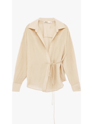 Koton Viskon Uzun Kollu Yandan Bağlama Detaylı Kruvaze Gömlek