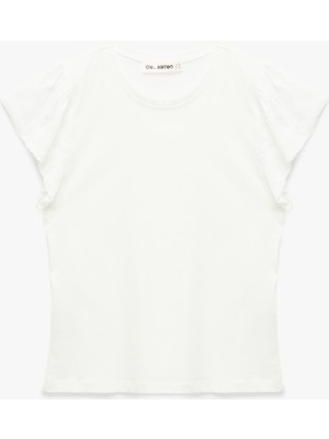 Koton Fisto Detaylı Kısa Kollu Bisiklet Yaka Pamuklu Tişört