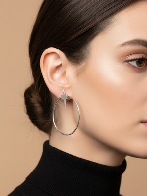 Keskin Gümüş 925 Ayar Gümüş Rodyumluhalkalı Çivili Kutup Yıldızı Trend Kadın Küpe Sevgililer Günü Hediye