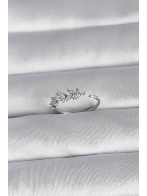 Inure Jewelry Pirinç Gümüş Renk Zirkon Taşlı Çiçek Model Kadın Yüzük