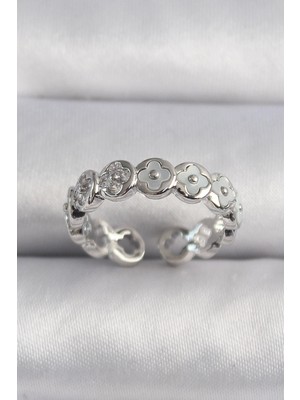 Inure Jewelry Pirinç Gümüş Renk Beyaz Sedefli Yonca Model Kadın Yüzük