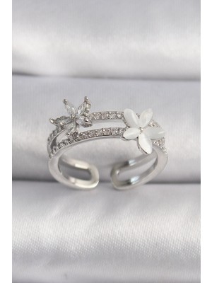 Inure Jewelry Pirinç Gümüş Renk Zirkon Taşlı Çiçek Model Vıp Seri Kadın Yüzük