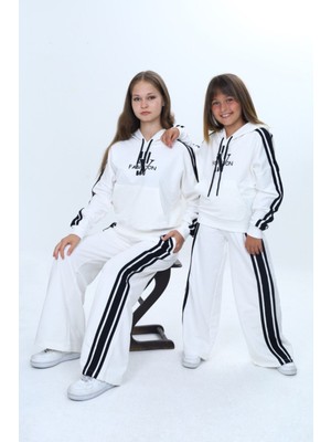 Pantulux Kız Çocuk Oversize Eşofman Takımı – Kanguru Cepli, Kapüşonlu, %100 Pamuk 2 Iplik KUMAŞ-308-EŞT-2031