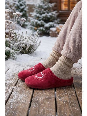 Gezer Kışlık Nakışlı Kalp Tasarım Rahat Taban Günlük Kadın Ev-Halı Terliği
