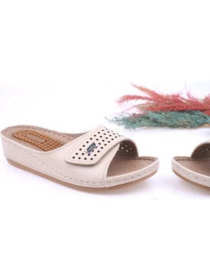 Gezer 11260 Topuk Dikenli Anatomik Taban Günlük Kadın Terlik