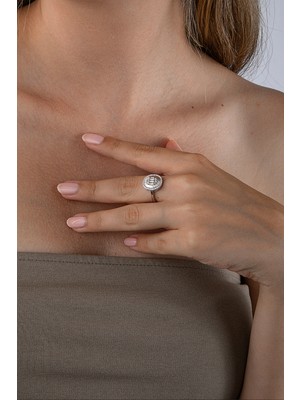 925 Ayar Gümüş Taşlı Oval Baget Yüzük