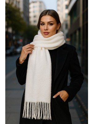 Yake Store  Yumuşak Dokulu Beyaz Püsküllü Kalın Şal - Sıcak Tutan Çok Amaçlı Aksesuar, Günlük ve Özel ! SAL1257 - Ekkkruu