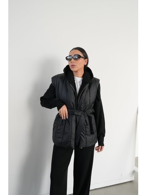 Özge Özgenç Triko Detaylı Şişme Yelek