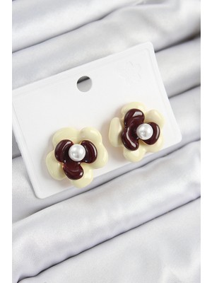 Eco Lounge Inci Detaylı Krem Kahverengi Renk Papatya Model Kadın Küpe