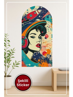 KOSS Dijital Oval Şekilli Retro Kadın Uzay Kasklı Figür ve Roket Detaylı Renkli Duvar Sticker