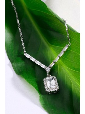 925 Ayar Gümüş Taşlı Baget Kolye