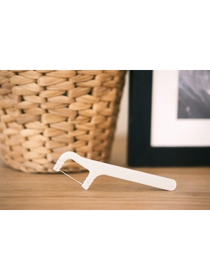 Sora Design Diş Ipi Tutucu