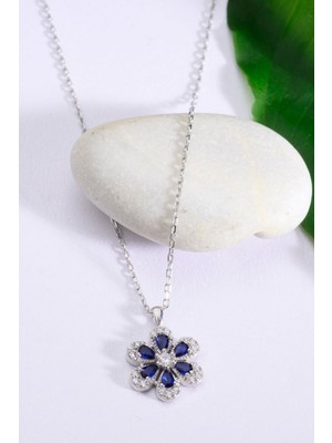 Zümrüt Yeşil Zirkon Taşlı Çiçek Kolye 925 Ayar Gümüş Kadın Kolye