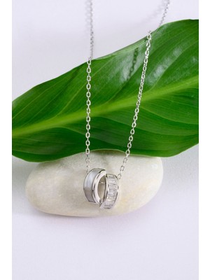 Altın Kaplama 925 Ayar Gümüş Çift Yarım Halka Motifli Sedefli & Baget Taşlı Kolye