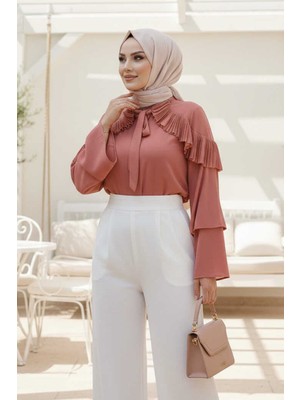 Bym Fashion Omuz Fırfır Görünümlü Yaka Bağlamalı Katlı Kol Detay Bluz 5263 Gül Kurusu