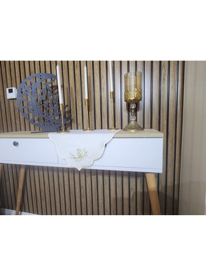 Nakışkonsept Kuş Motifi Nakış Işlemeli Runner