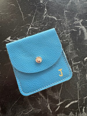 Pinkylola Design-Kare Model J Harfli , Mavi Hakiki Deri Mini Bozuk Para Cüzdanı /airpod Kılıfı