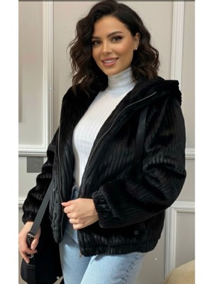 Zueofficial Kadın Siyah Kapüşonlu Peluş Mont – Fermuarlı Kışlık Yumuşak Dokulu