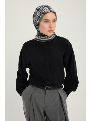 Schaless Süvarinin Arması - Siyah - Vierra Desenli Viskon Eşarp - 90X90 cm