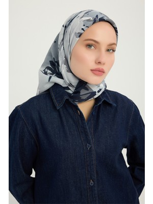Schaless Özgür Fırçalar - Lacivert - Vierra Desenli Viskon Eşarp - 90X90 cm