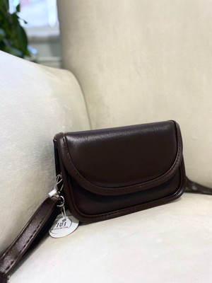 Kadın Kahverengi Mini Kapaklı Deri Model Omuz ve Çapraz Çantası