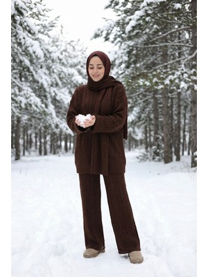 Kirazca Butik Kadın Atkılı Saç Örgülü Triko Pantolon Takım