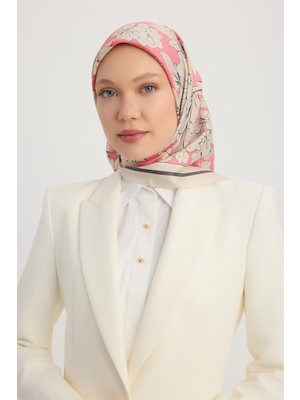 Schaless Çiçek Rüyası - Pudra - %100 Ipek Twill Eşarp - 90X90 cm