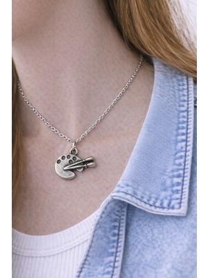 Herşey Nota Ressam Paleti ve Fırça Figürlü Sanat Temalı Gümüş Renk Unisex Günlük Kolye