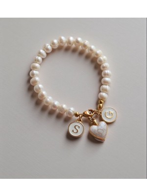 Taşmir Sertifikalı 7-8 mm Gerçek Inci Bileklik - Altın Kaplama Aparatlar - Harf ve Kalp Charm