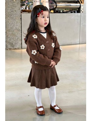 Miniğimin Cicileri Çiçek Aplikeli Triko Hırka ve Etekli Kız Çocuk Takımı - Acı Kahve
