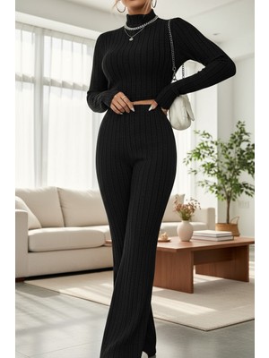 No 35 Moda Kadın Siyah Boğazlı Crop Top ve Yüksek Bel Eşofman Takımı Spor Şık Kombin