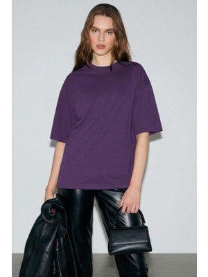 Softandbasic Kadın %100 Organik Pamuk Oversize Fit Basic Yuvarlak Yaka T-Shirt
