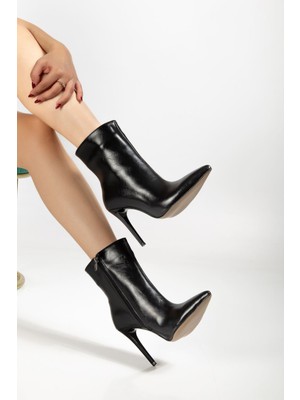 Shemard Siyah Kırışık Sivri Burun Ince Topuk Günlük Kadın Bot