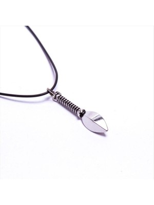 Die Grup Hançer Figürlü Vinlex Deri Kolye DIE-GRPBJT34