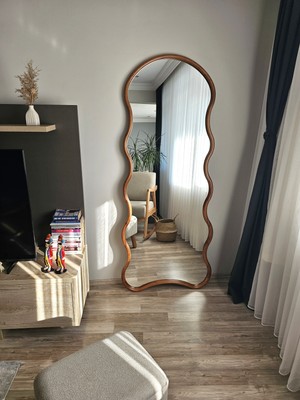 Uğurlu Ayna Doğal Ahşap Çerçeveli El Yapımı 180X70 cm Ceviz Renk Bulut Form Boy Aynası
