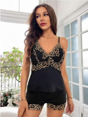 MyDora Lingerie Siyah Saten Gold Nakışlı ve Geniş Dantel Işlemeli Şortlu Takım