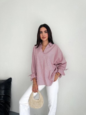 Beta Moda Hub Arkası Asimetrik Yırtmaç Kesim Detaylı Cizgili Bluz Gömlek - Bordo