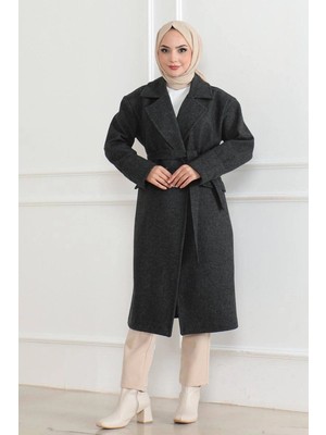 Beta Moda Hub Kaşe Kaban – Uzun Boy 115 cm Kruvaze Yaka Kuşaklı Astarlı Kışlık Tesettür Kaban, Yünlü D