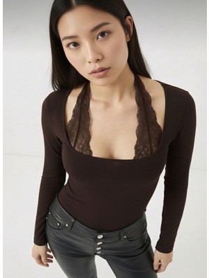 Avakado Boyunda Bağlamalı Dantel Detaylı Uzun Kollu Bluz