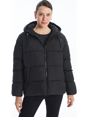 Lc Waikiki Yeni Sezon Kapüşonlu Kadın Şişme Mont