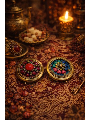 Seymen Bıçakçılık 1’li El Işlemeli Pirinç Kaplama Çift Taraflı Kompakt Cep Aynası – Vintage Tasarım, Hediyelik