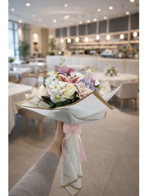 Kamira Modern Pastel Yapay Çiçek Buketi – Şık & Zarif Tasarım