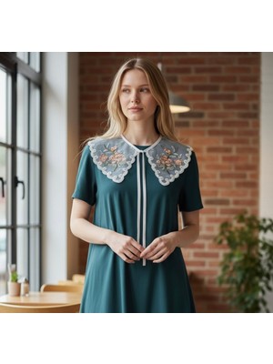 Bohem Kutusu Işlemeli Seyyar Tül Yaka