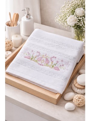 Algelsineve Taş Işlemeli Kadife Dokulu Pamuklu Baş & El Havlusu – Işıltılı Çiçek Nakışlı (50×90 cm | 200 Gr)