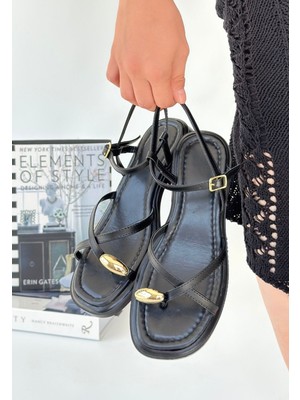 End Black Store Nordi Siyah Cilt Kemerli Sandalet